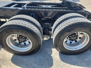 2020 Freightliner M2106 6x6 Daycab Tractor