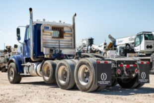 2018 Freightliner 122SD 8x4 Heavy Haul Tractor