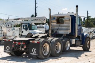 2018 Freightliner 122SD 8x4 Heavy Haul Tractor