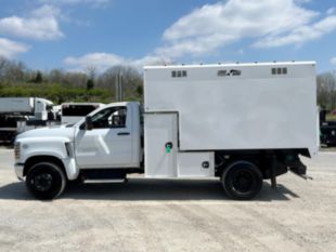 Chevrolet 6500 4x2 Chipper Truck