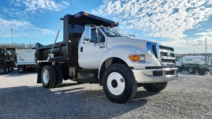 2015 Ford F-750 4x2 2024 Load King 10 Ft. Dump Truck