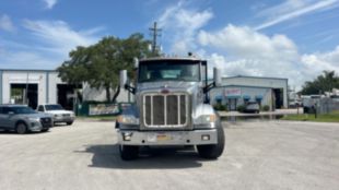 2015 Peterbilt 567 6x4 Flatbed Truck