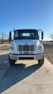 2014 Freightliner M2106 6x6 Daycab Tractor