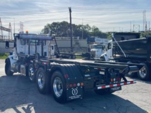 2025 Peterbilt 567 6x4 Galbreath U5-OR-174 Roll-Off Truck