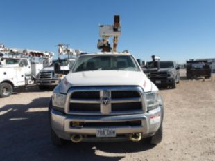 2015 RAM 5500 4x4 Versalift SST-40-EIH Bucket Truck