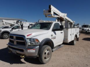 2015 RAM 5500 4x4 Versalift SST-40-EIH Bucket Truck