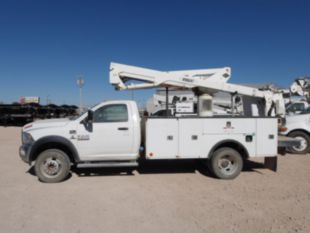 2015 RAM 5500 4x4 Versalift SST-40-EIH Bucket Truck