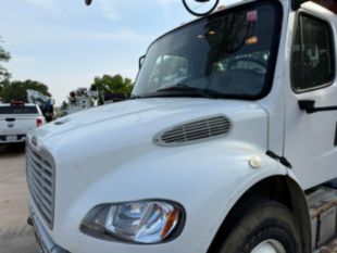 2016 Freightliner M2 Diesel 4x2 Terex Commander 4047 Digger Derrick Truck