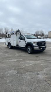 2018 Ford F550 4x4 Load King Voyager I Service Truck W/Crane