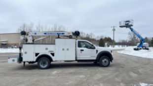 2018 Ford F550 4x4 Load King Voyager I Service Truck W/Crane