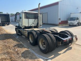 2015 Mack CXU613 Tandem Axle Day Cab