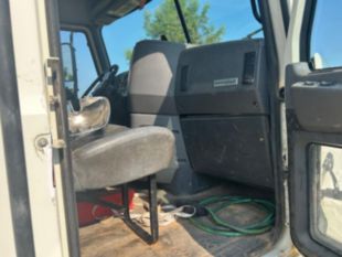 2015 Mack CXU613 Tandem Axle Day Cab
