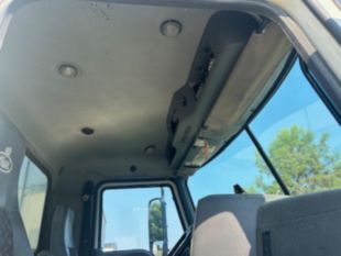 2015 Mack CXU613 Tandem Axle Day Cab