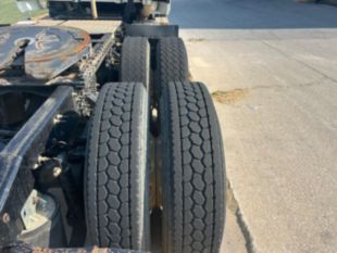 2015 Mack CXU613 Tandem Axle Day Cab