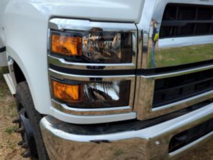 2022 Chevrolet 6500 Diesel 4x2 Arbortech 14X60 Chip Truck