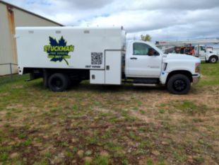 2022 Chevrolet 6500 Diesel 4x2 Arbortech 14X60 Chip Truck