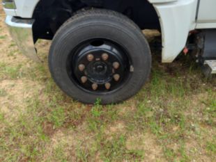 2022 Chevrolet 6500 Diesel 4x2 Arbortech 14X60 Chip Truck