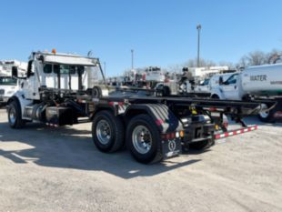 2025 Peterbilt 567 6x4 Galbreath U5-OR-174 Roll-Off Truck