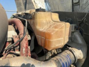 2015 Mack CXU613 Tandem Axle Day Cab