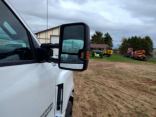 2022 Chevrolet 6500 Diesel 4x2 Arbortech 14X60 Chip Truck