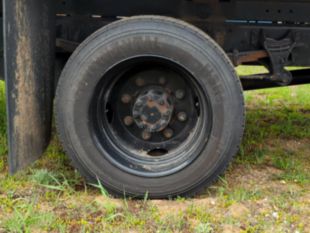 2022 Chevrolet 6500 Diesel 4x2 Arbortech 14X60 Chip Truck