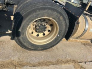 2015 Mack CXU613 Tandem Axle Day Cab