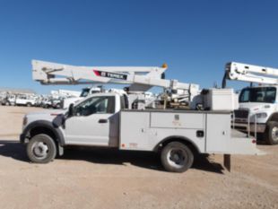 2019 Ford F550 4x4 Terex LT40 Bucket Truck