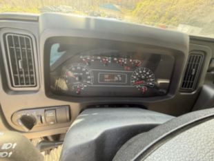 2022 Int'l HV507 6x6 Diesel Altec D3060 Digger Derrick Truck