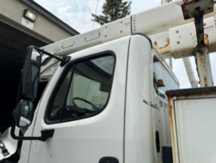 2015 Terex HRX-55 2015 Freightliner M2106 Bucket Truck