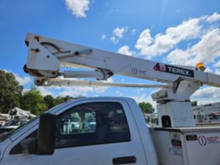 2016 Terex LT40 2016 Dodge 5500 Regular Cab Bucket Truck