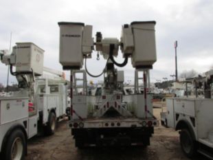 2012 Ford F750 4x2 Terex TC60 Bucket Truck