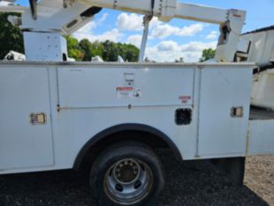 2016 Terex LT40 2016 Dodge 5500 Regular Cab Bucket Truck