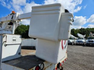 2016 Terex LT40 2016 Dodge 5500 Regular Cab Bucket Truck