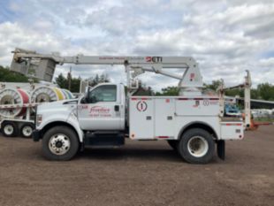  2017 Ford F-750 Gas Powered 4x2 Posi Plus 800-40 Cable Placer Truck