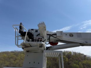 2022 Int'l HV507 6x6 Diesel Altec D3060 Digger Derrick Truck