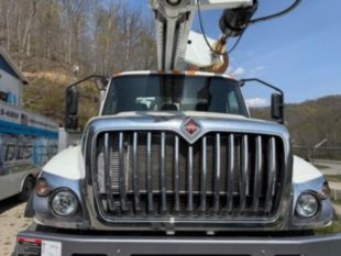 2022 Int'l HV507 6x6 Diesel Altec D3060 Digger Derrick Truck