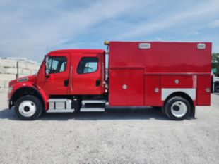 2013 Freightliner M2106 4x2 Knapheide Enclosed Body Service Truck