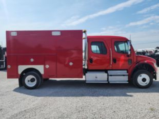 2013 Freightliner M2106 4x2 Knapheide Enclosed Body Service Truck