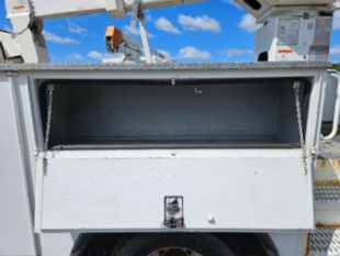 2016 Terex LT40 2016 Dodge 5500 Regular Cab Bucket Truck