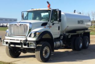 2015 International 7500 6x6 Load King 4000 Gallon Water Truck