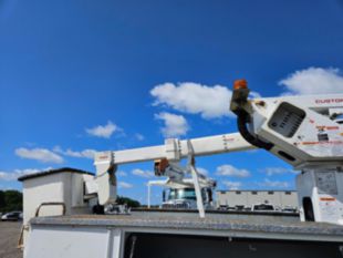 2016 Terex LT40 2016 Dodge 5500 Regular Cab Bucket Truck