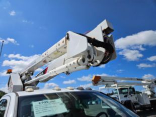 2016 Terex LT40 2016 Dodge 5500 Regular Cab Bucket Truck