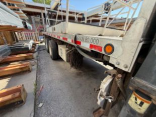 2016 Freightliner 114SD Diesel Tri-Axle IMT 24562 6 Story Drywall Boom Truck