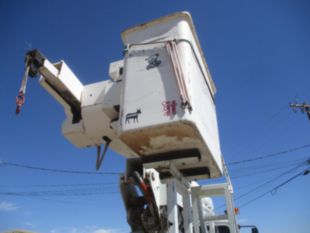 2016 Single Freightliner M2106 Bucket Truck