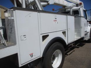 2016 Single Freightliner M2106 Bucket Truck