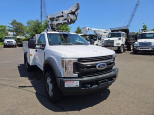 2019 Ford F-450 Gas Powered 4x2 Versalift SST-36-NE Bucket Truck