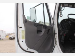 2018 Freightliner M2 Diesel 4x4 2008 Terex Commander 4047 Digger Derrick Truck