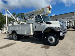 2004 Single Terex TL50 Bucket Truck