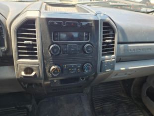 2019 Ford F-450 Gas Powered 4x2 Versalift SST-36-NE Bucket Truck