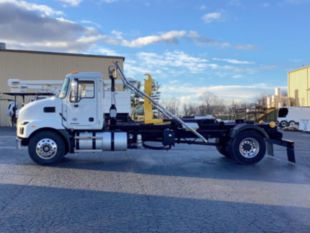 2025 Mack MD7 42R 4x2 Palfinger T29L Hook Lift Truck